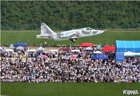 元山国际友谊航空节•２０１６在元山市举行