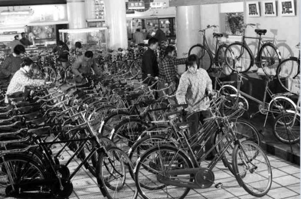 庆五一，新中国工程掠影