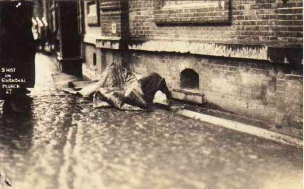 超级工程一览：民国范儿——姜文这番话，为何让公知张鸣勃然大怒？