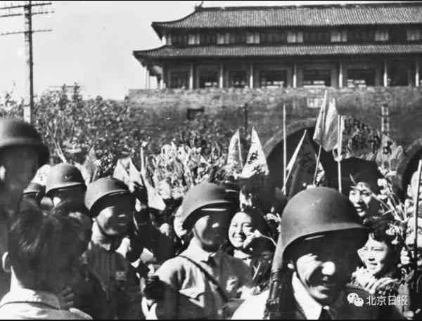 70年前这场胜利天翻地覆！毛泽东亲自写下这篇通讯