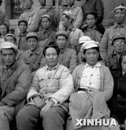 毛泽东：在延安文艺座谈会上的讲话