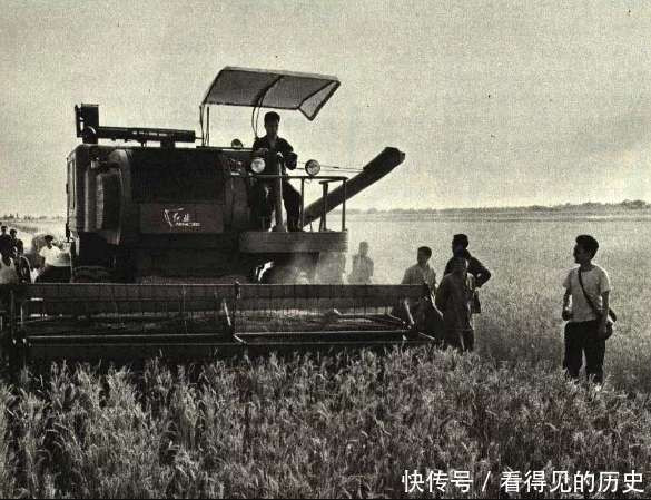 70年代老照片 在支援农业战线上