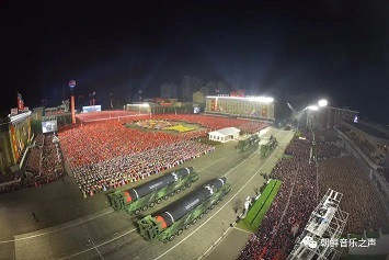 朝鲜人民军与阅兵式