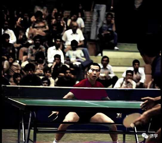 1974年亚运会我女运动员的连衣裙是江青设计的？