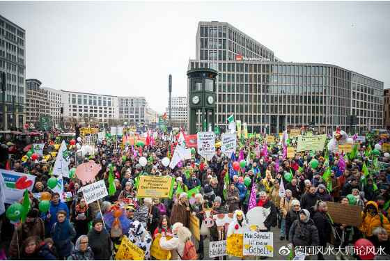 为人类，为孩子，为未来，德国爆发大规模反转基因反孟山都示威游行！
