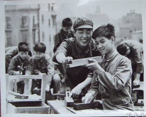 马社香：毛泽东教育理念及实践的初步探索一一朱旦华访谈录