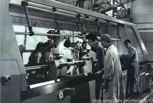 庆五一，新中国工程掠影