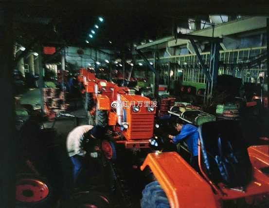1958～2006，荣光路59号的历史，长拖厂的岁月