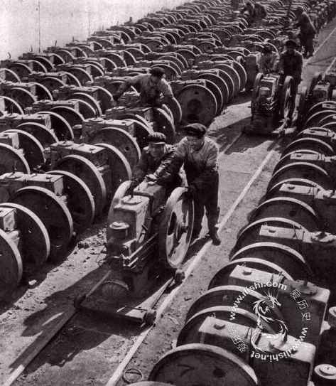 毛泽东社会主义光明道路——农业合作化运动