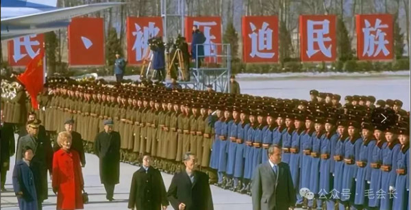 1972年尼克松返华，极为震撼的中国三军仪仗队！