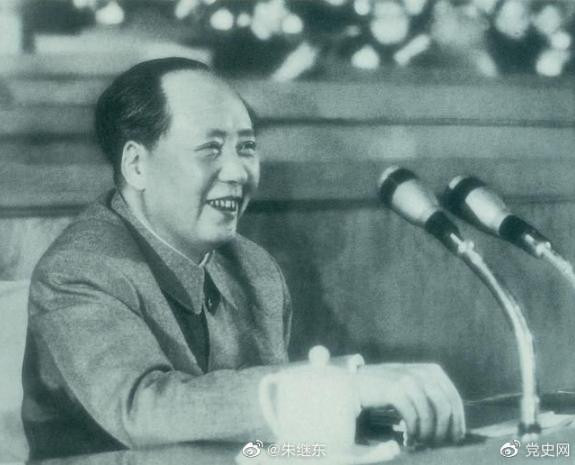 朱继东丨毛主席：教条主义不是马列主义 香花是从同毒草作斗争中出来的