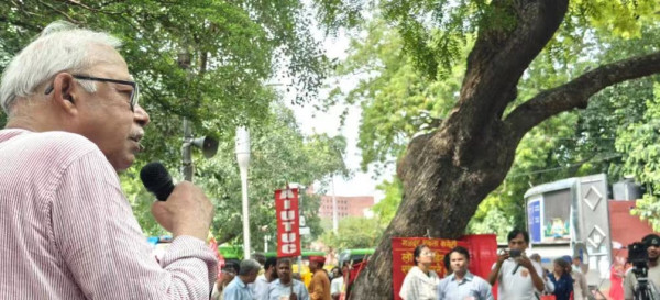 2.5亿印度工人和农民走上街头举行全国罢工