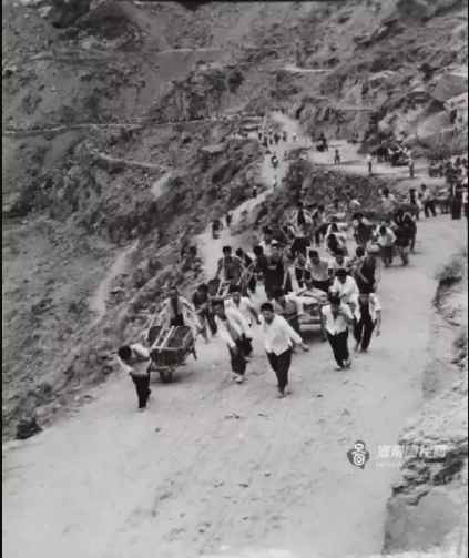 艰难奠基，新中国前三十年史诗般波澜壮阔的工业史（中）