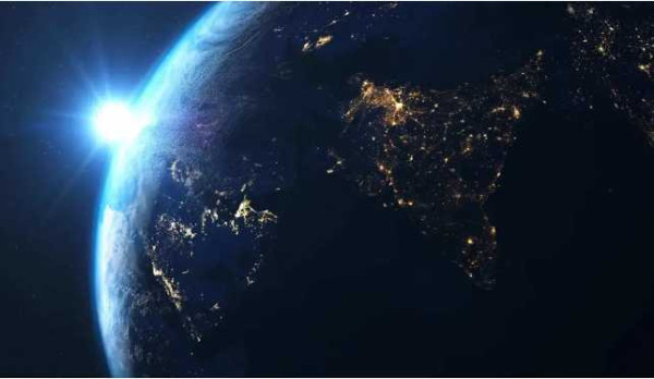 张宏良：中国舆论战被动不是因为贫穷，而是一场摘牌运动