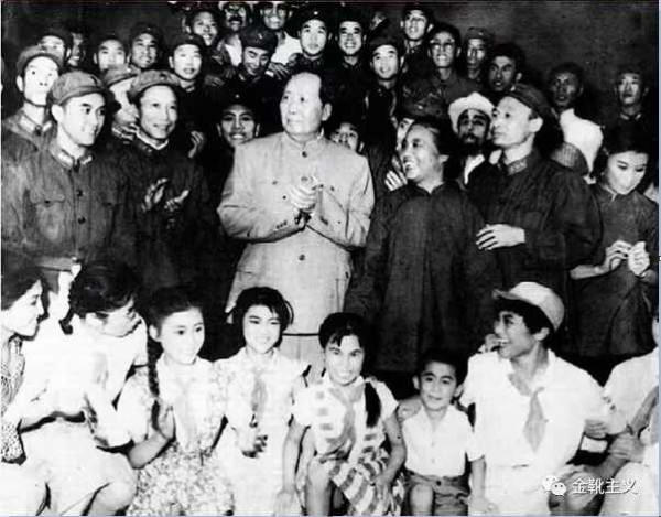 1965年，毛主席：“干部子弟是一大灾难!”