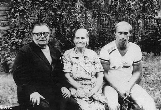 普京：要不是走投无路，谁会来当这个总统啊！