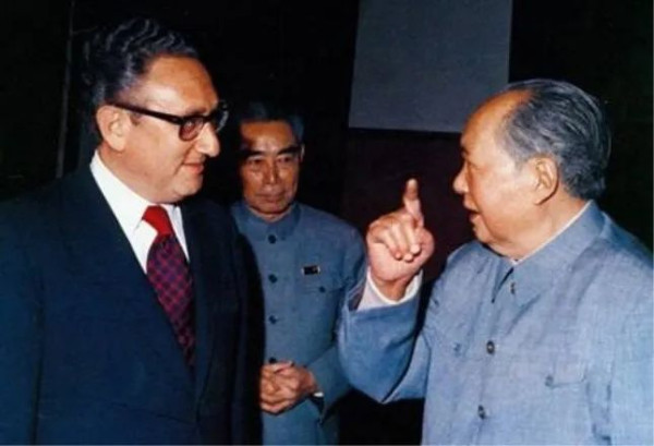 陈曾明：美国启动与台湾“重大军事合作”我想起了毛主席73年的一次谈话