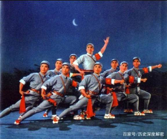 从艺术的角度来说，样板戏有什么意义？一次伟大的文艺创作！