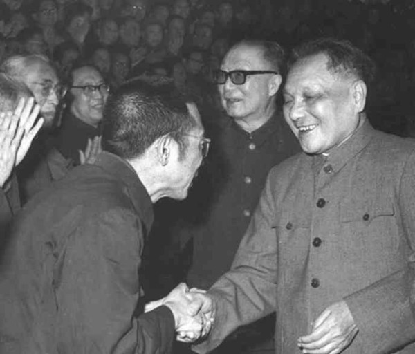 庆五一，新中国工程掠影