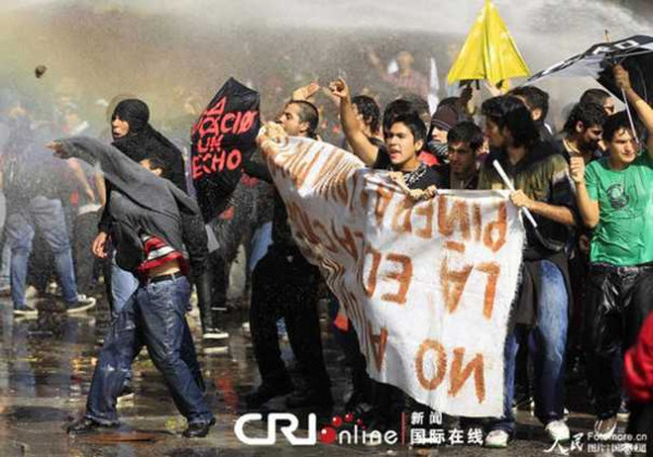 张宏良：卡米拉——21世纪红卫兵运动崛起的标志