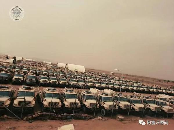 阿富汗国防部修复三百辆美军遗留的军车