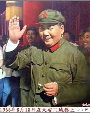 大元帅服似乎多余：伟大统帅有多帅？