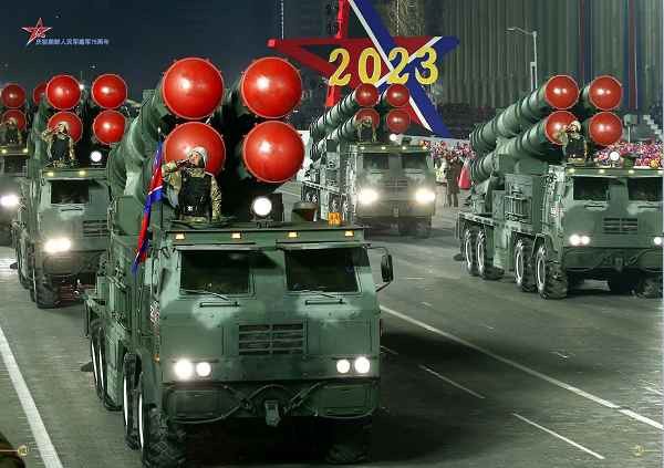 庆祝朝鲜人民军建军75周年阅兵式