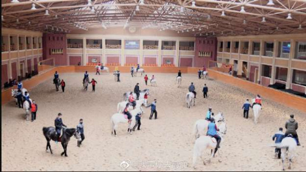 过去10年来，朝鲜发生了翻天覆地的变化