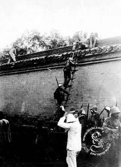 晚清八国联军进北京 部分百姓争做“带路党”