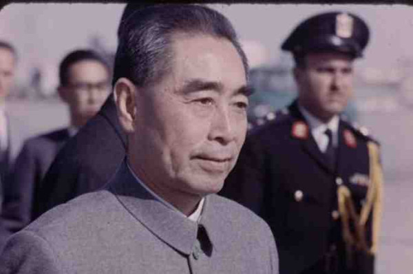 中华民族的子孙应当知道的关于毛主席的十四个谬论