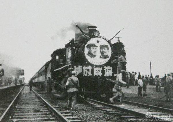 1949年5月27日上海解放了！