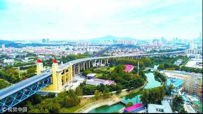 天堑变通途：南京长江大桥的50年记忆