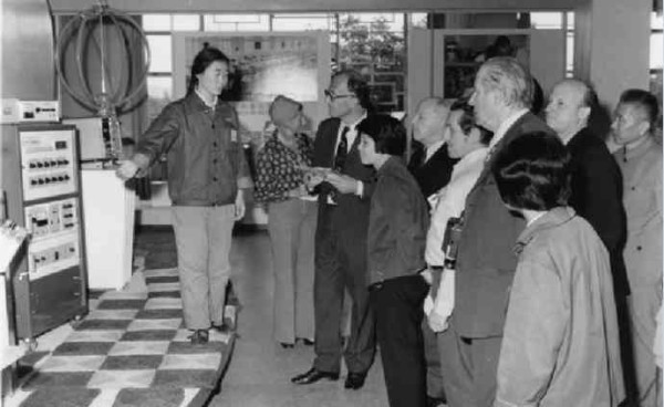 40年前电脑、芯片、光刻机，美国第一，中国第二