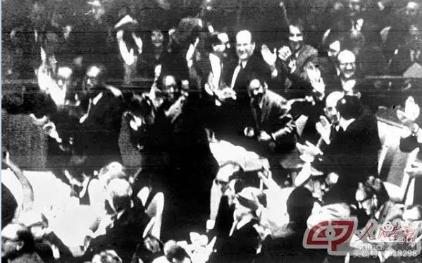 忆往事丨熊蕾：那一刻，“亮相”发言震撼世界