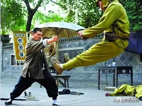 为什么说《亮剑》才是抗日神剧中的神剧