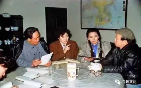 再谈教材之乱：鬼影重重