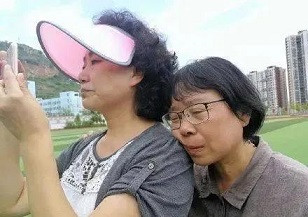 张桂梅的“榜样”是江姐，不是武训！