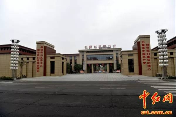黄良玉：走进红色南街村