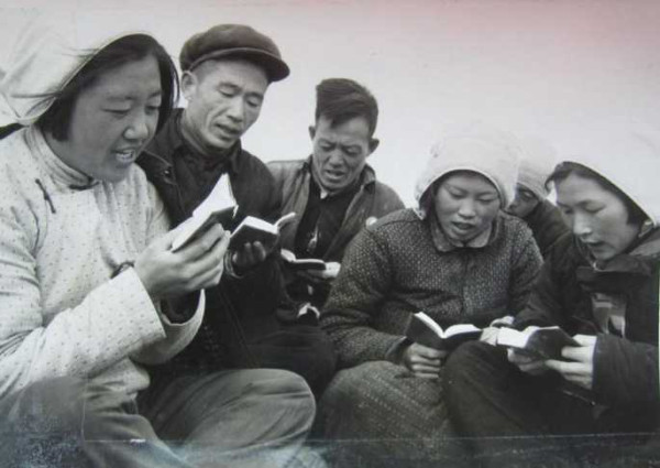 老照片：新中国70年代初期欣欣向荣的农村人民公社