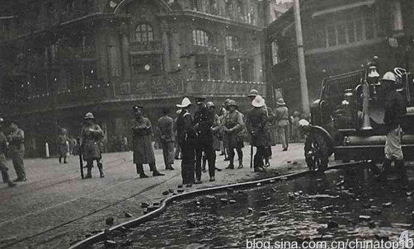 超级工程一览：民国范儿——姜文这番话，为何让公知张鸣勃然大怒？