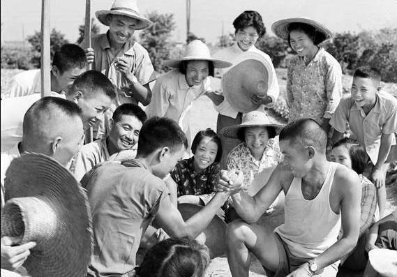 发展体育运动增强人民体质 看我国五十年前的体育运动会老照片