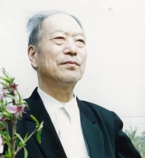 秦明：我怀念毛泽东时代，并不是因为它多完美……