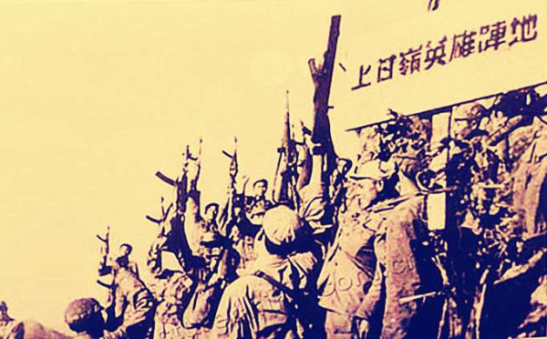 毛泽东顶天立地不惧强势!