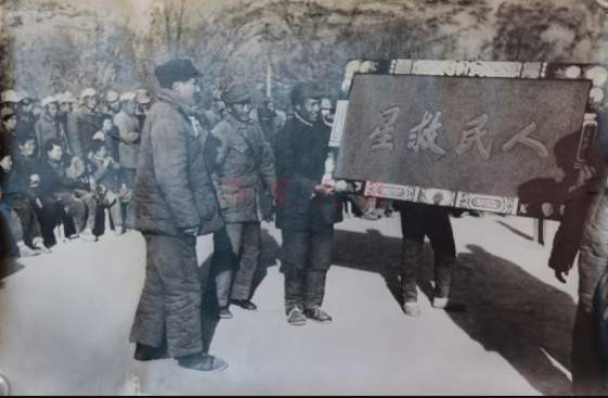 纪念毛主席诞辰125周年：李银桥诉说心中深切的怀念