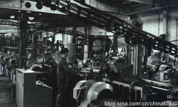 毛泽东时代的工业革命——中国复兴的基石