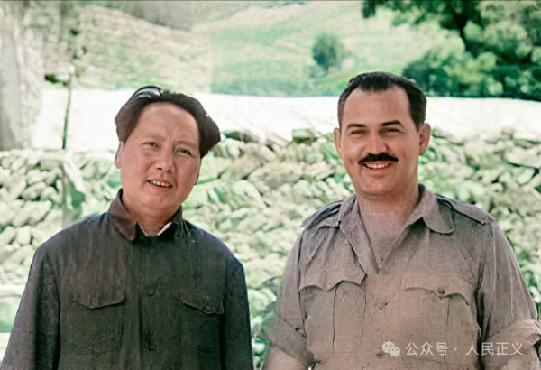 1944年，美国摄影师拍摄的延安，破旧的衣衫也难掩领袖光芒!