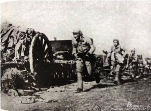 1949年5月27日上海解放了！