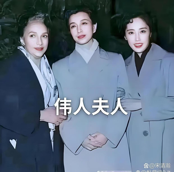 张宏良：中国知识分子的道德和审美同样扭曲变态