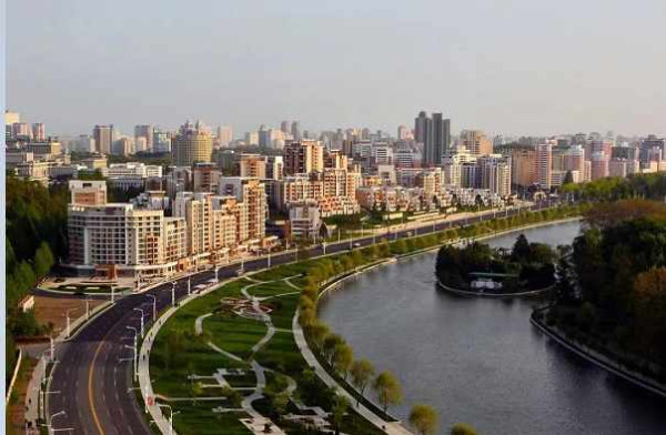 为了人民的幸福——在伟大领导者金正日同志诞辰81周年之际